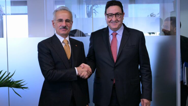 Ulaştırma ve Altyapı Bakanı Uraloğlu, Londra’da Malta ve Faslı Bakanlarla Görüştü