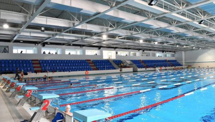 Adilcevaz’a Yarı Olimpik Yüzme Havuzu Müjdesi: Protokol İmzalandı