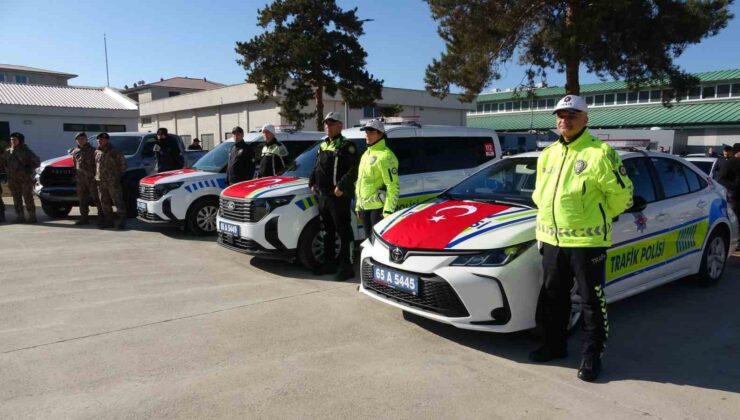 Van Emniyetine Yeni Araç Takviyesi: 200 Araç Törenle Teslim Edildi