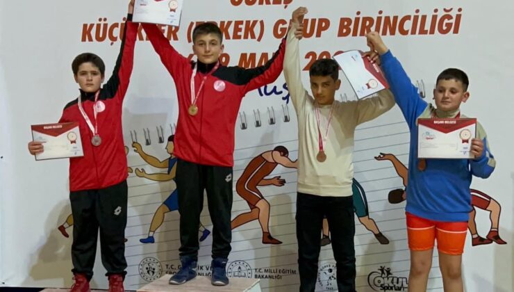 Okul Sporları Küçükler Serbest Güreş Grup Müsabakalarında Büyük Başarı