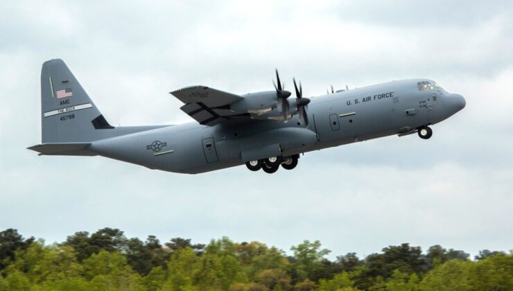 İran’dan Kritik İddia: “ABD’ye Ait İki C-130 Nakliye Uçağı Yok Edildi”