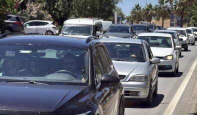 Bodrum Bayram Dönüşü Trafiği: 12 Saatte 10 Bin Araç Çıktı