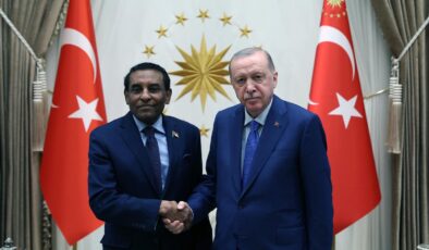 Cumhurbaşkanı Erdoğan, Sudan Başbakanı Kamil İdris’i Kabul Etti
