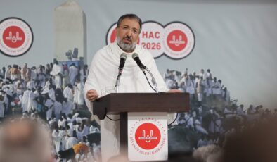 Diyanet İşleri Başkanı Arpaguş Arafat’ta Vakfe Duası Yaptı: İslam Coğrafyasındaki Zulmün Son Bulmasını Niyaz Ediyorum