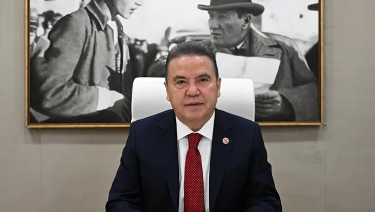 Antalya Büyükşehir Belediyesi ‘Yolsuzluk’ Davasında Muhittin Böcek Hakim Karşısına Çıktı
