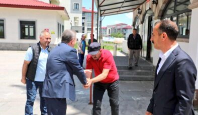 Kars Valisi Ziya Polat’tan Bayrampaşa Mahallesine Anlamlı Ziyaret