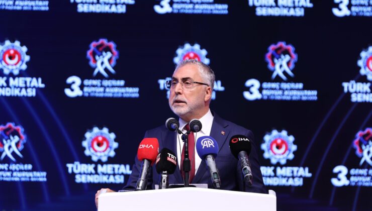 Bakan Işıkhan: İrademizi Sanal Dünyaya Teslim Etmekten Kaçınmak Durumundayız