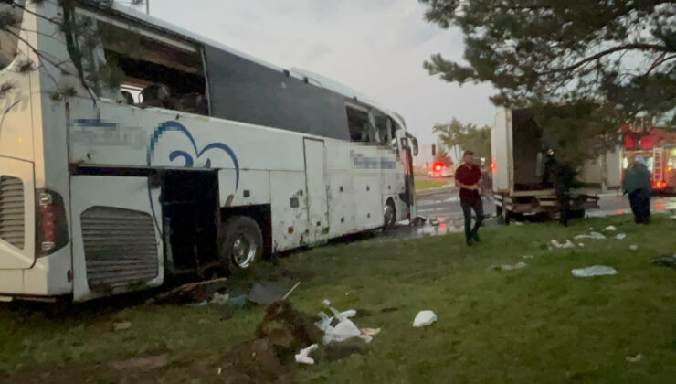 Kayseri’de Yolcu Otobüsü İle Akaryakıt Tankeri Çarpıştı: 35 Yaralı